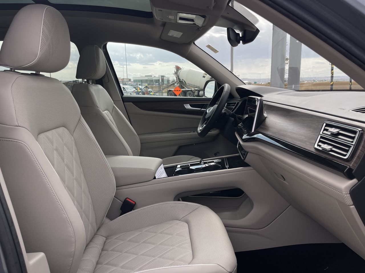 2026 Volkswagen Atlas in Dorval, Quebec
