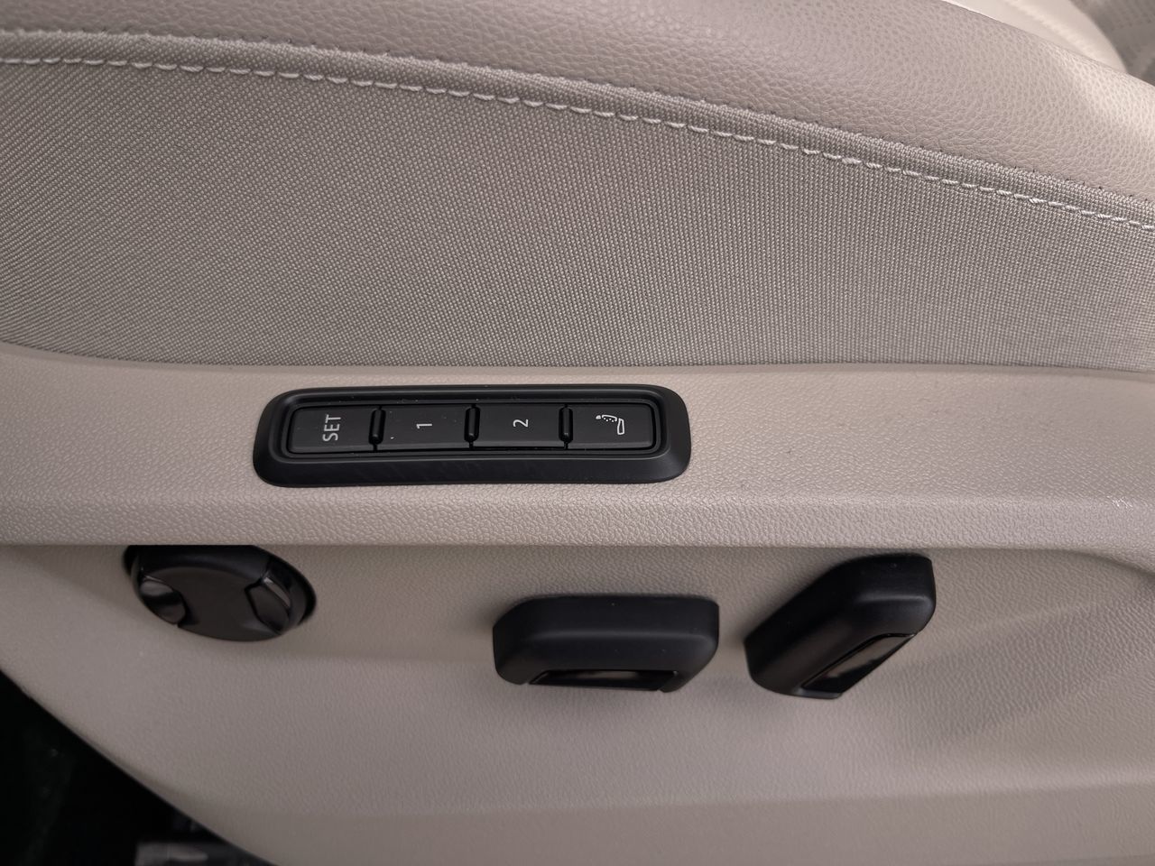 2026 Volkswagen Atlas in Dorval, Quebec