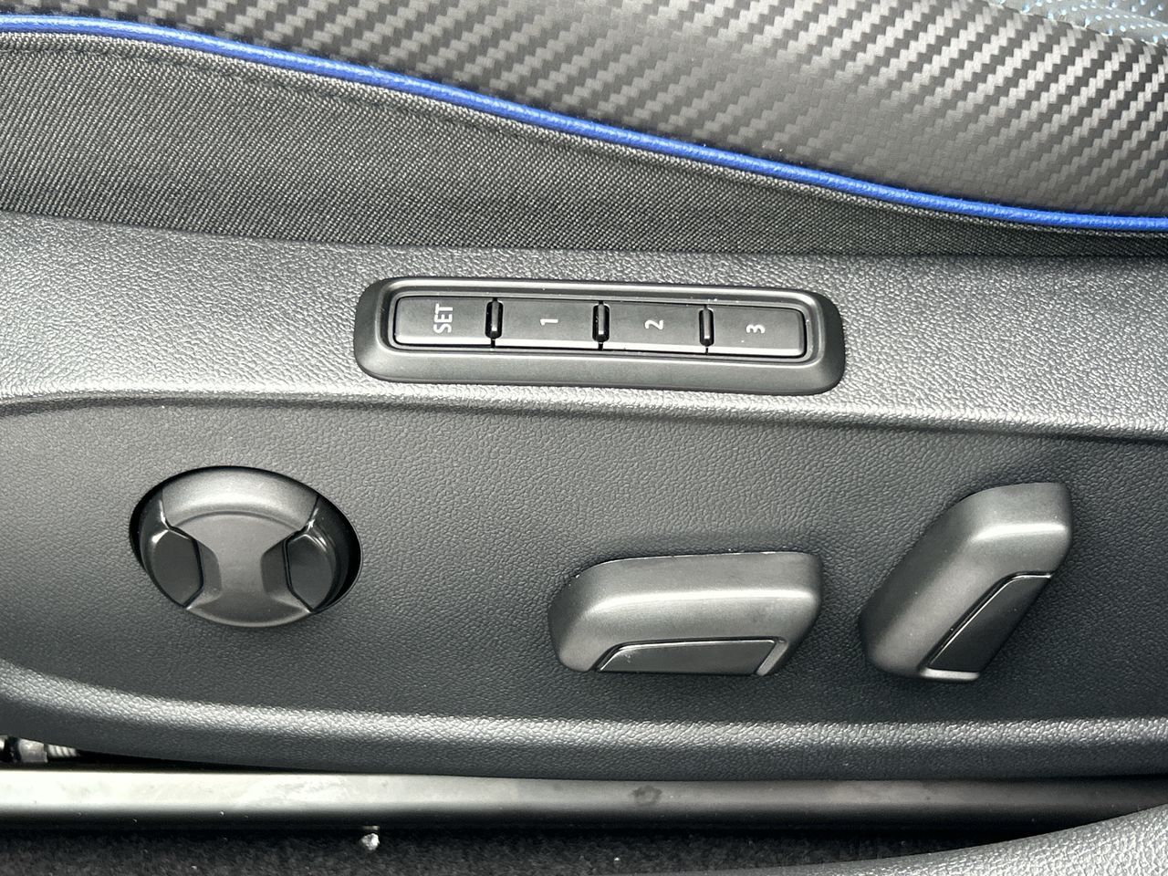 2026 Volkswagen Golf R in Dorval, Quebec