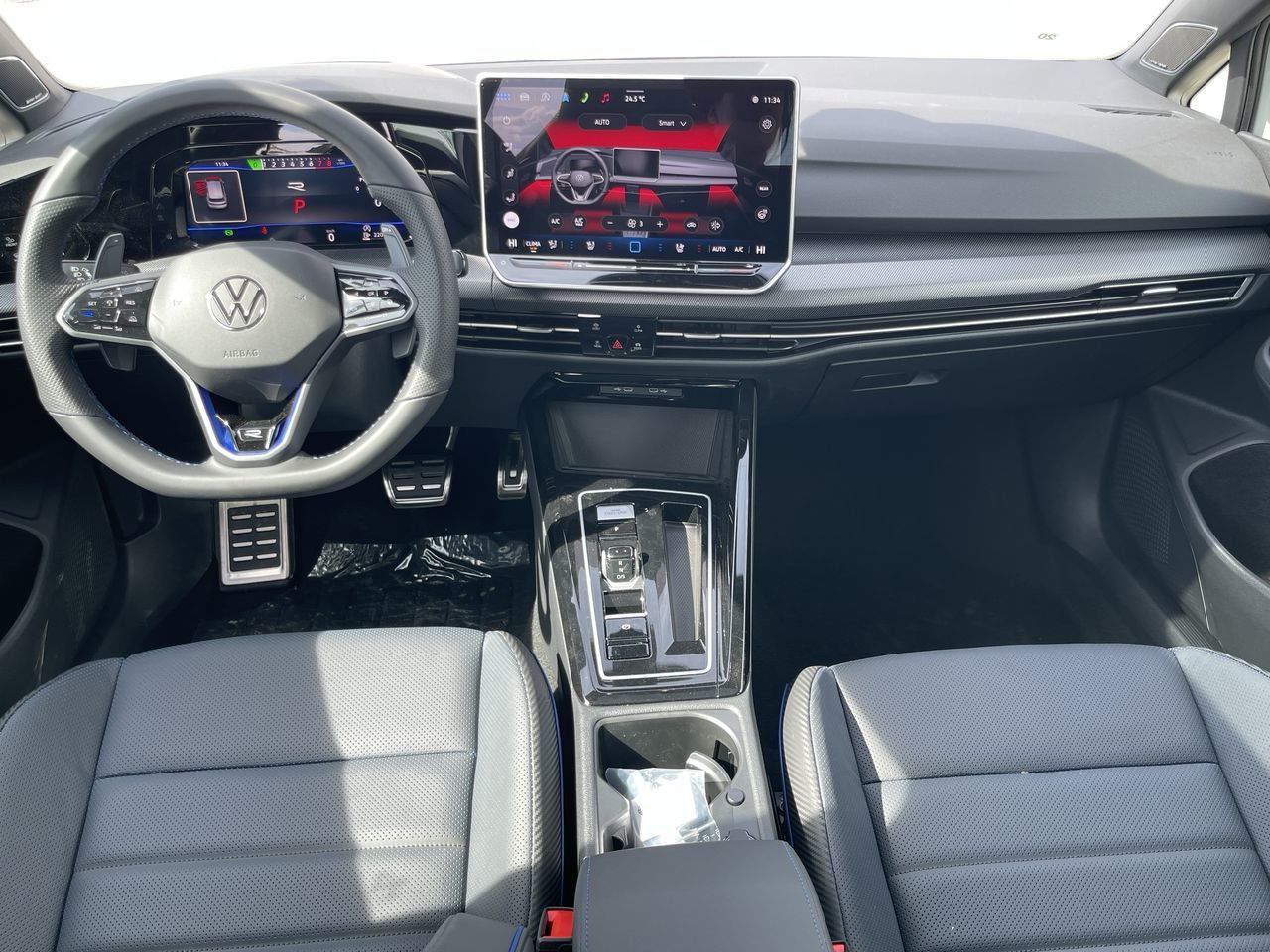 Volkswagen Golf R  2026 à Dorval, Québec