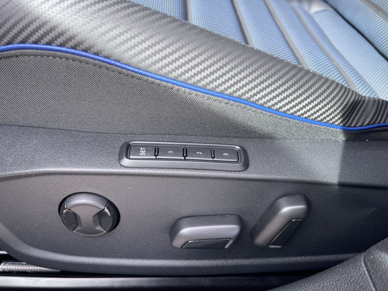 Volkswagen Golf R  2026 à Dorval, Québec