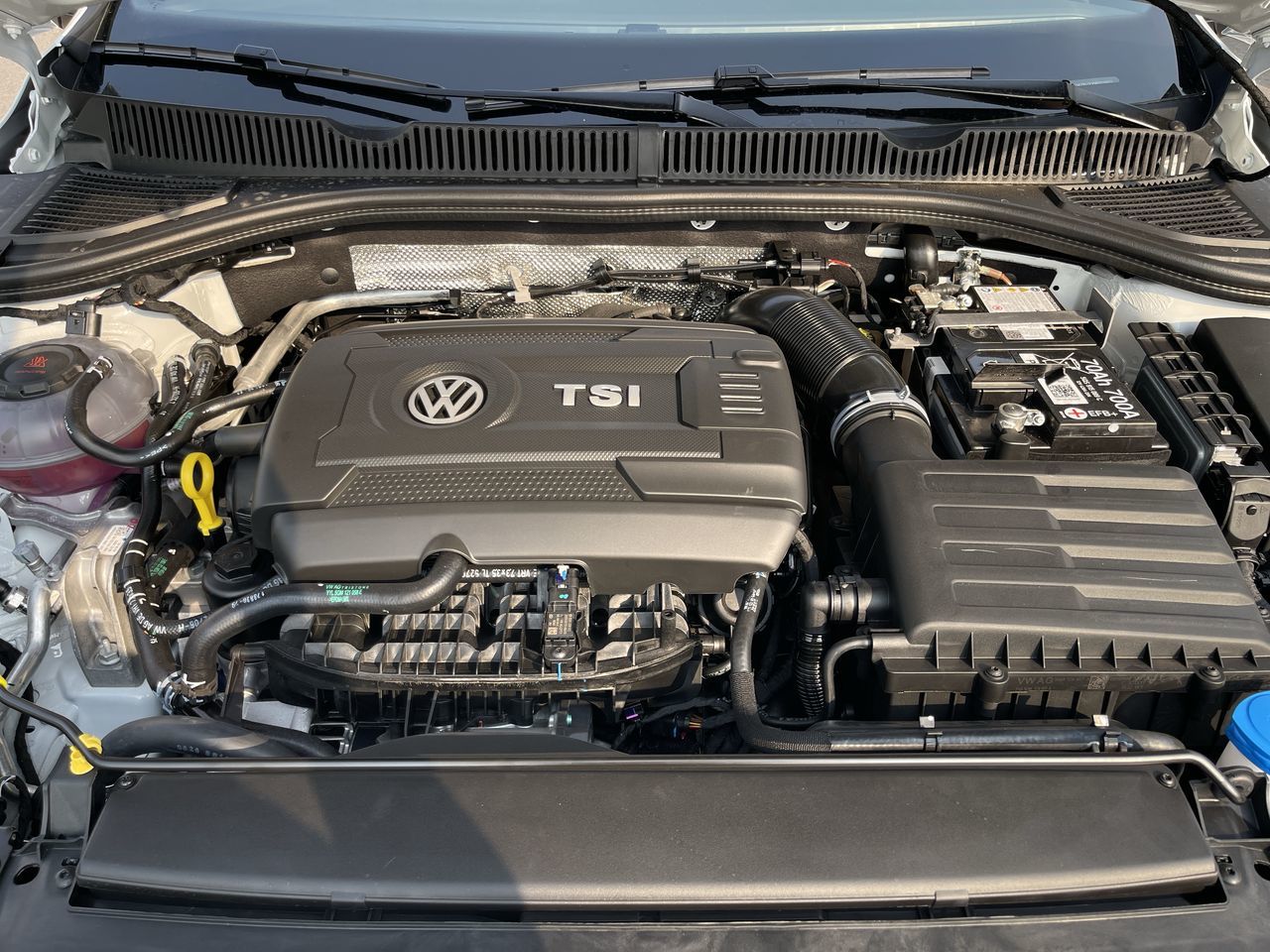 Volkswagen Jetta GLI  2027 à Dorval, Québec