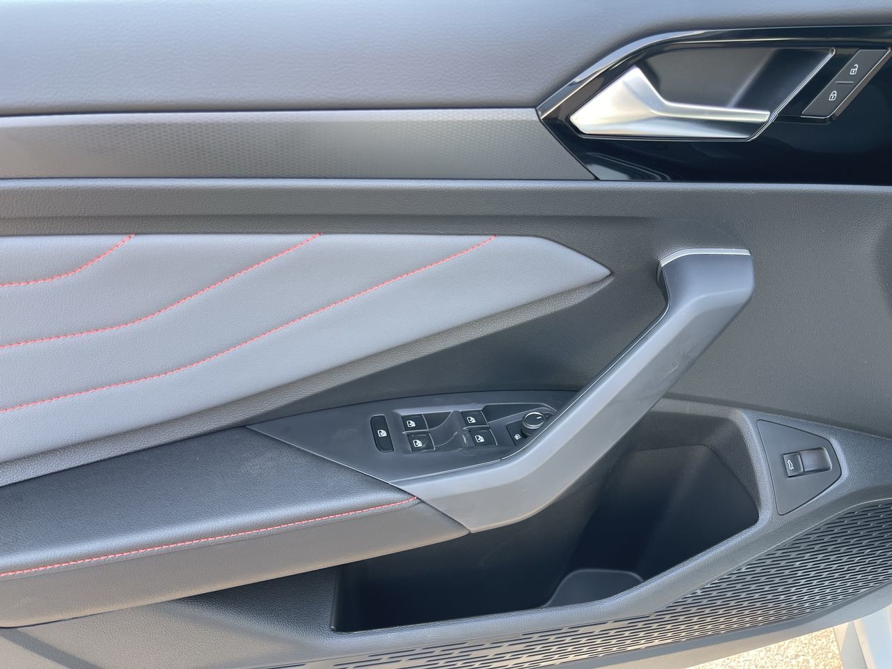 Volkswagen Jetta GLI  2027 à Dorval, Québec
