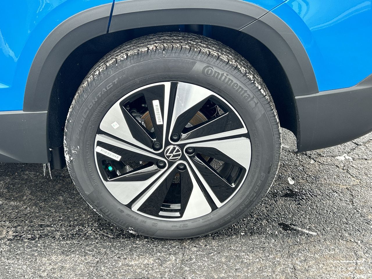 Volkswagen Taos  2024 à Dorval, Québec