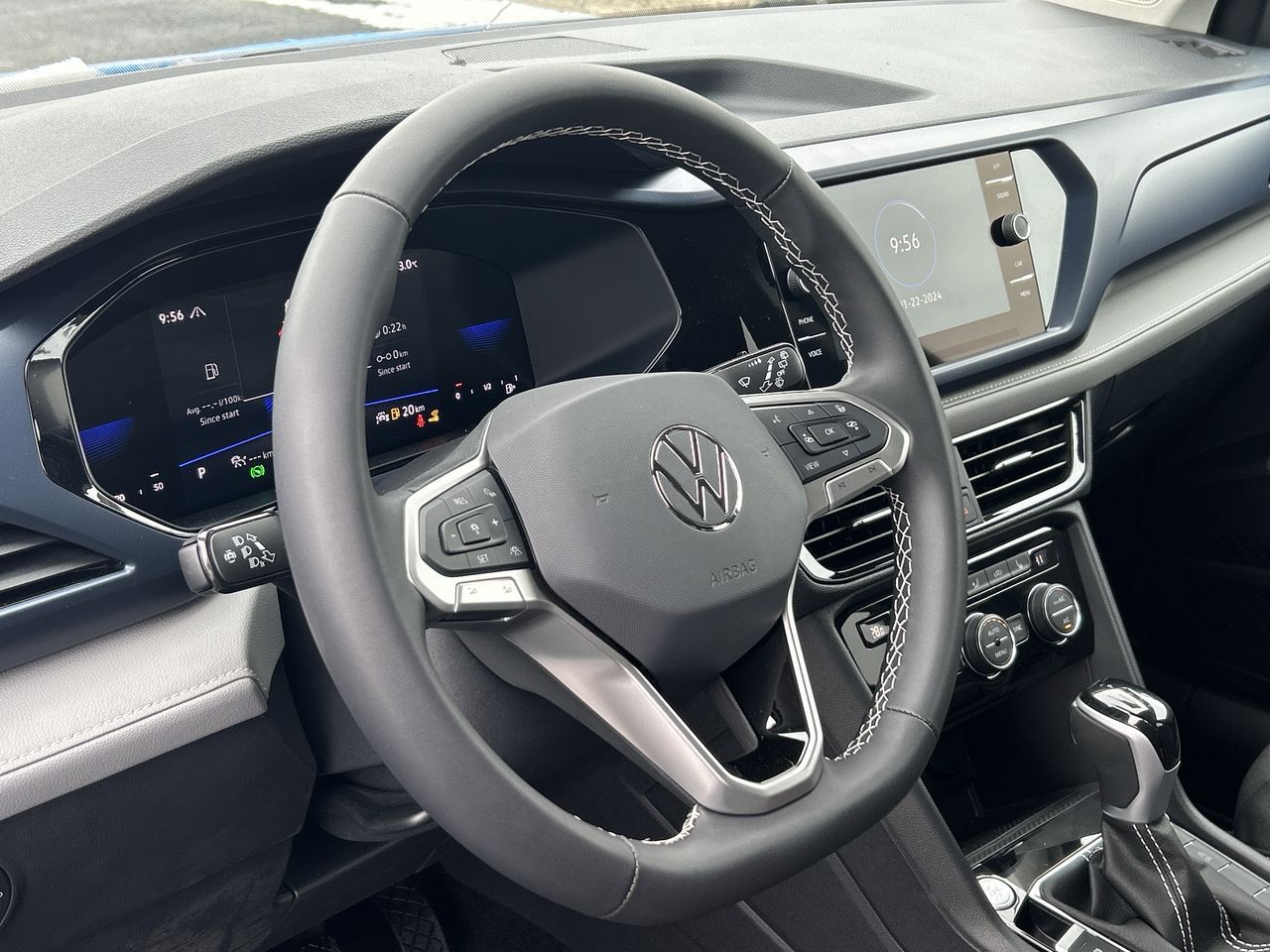 Volkswagen Taos  2024 à Dorval, Québec
