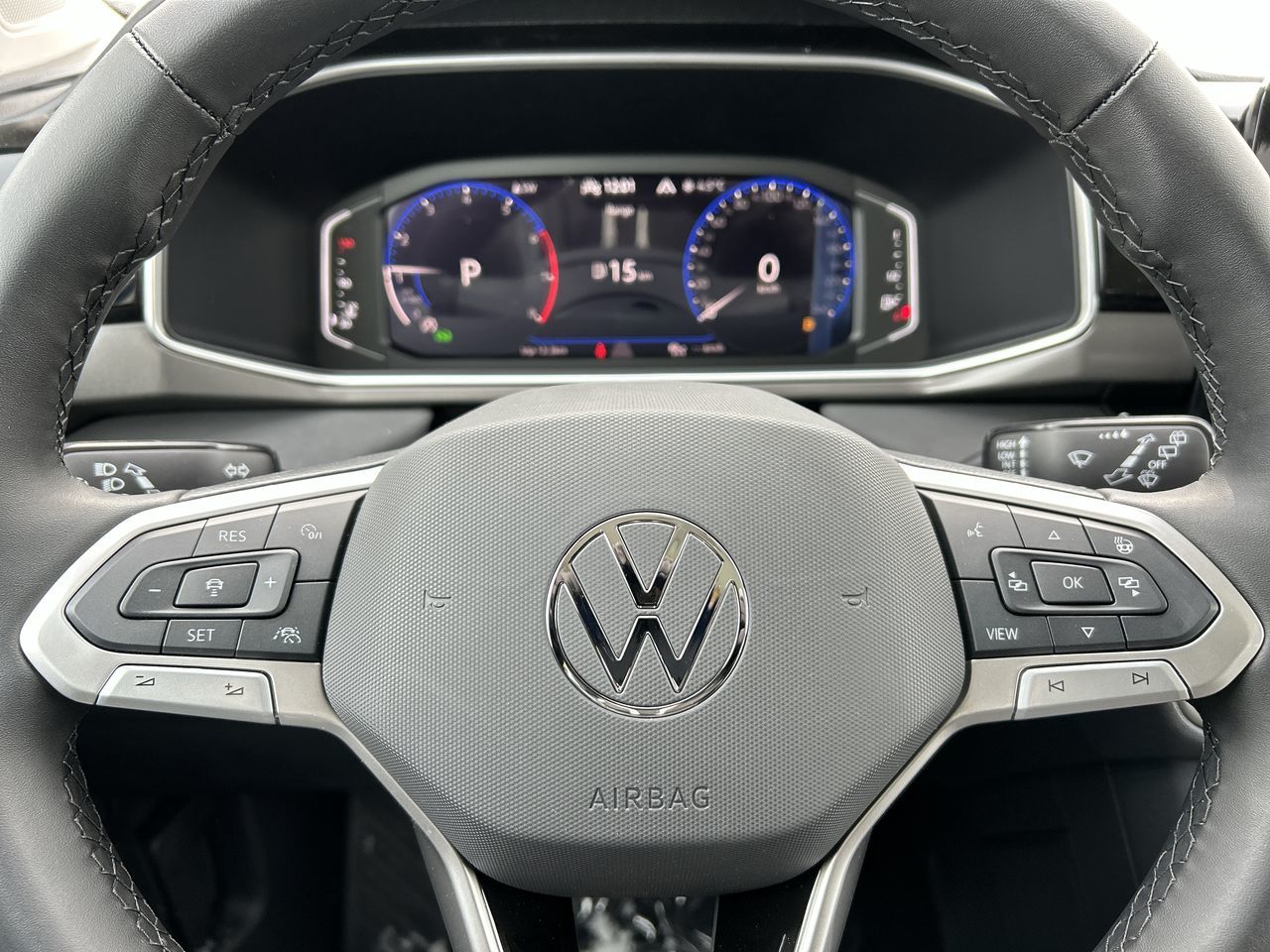 Volkswagen Taos  2026 à Dorval, Québec