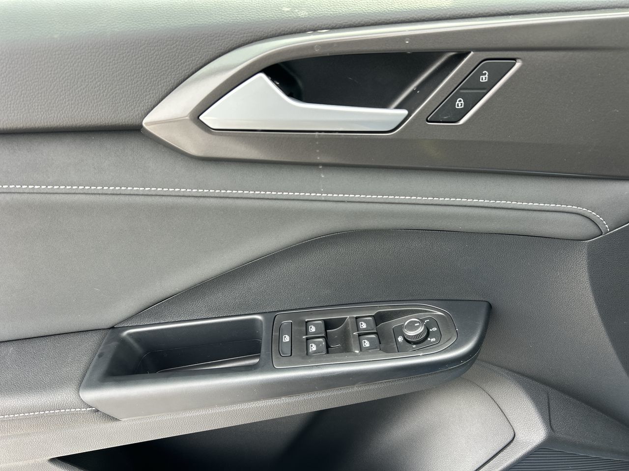 2026 Volkswagen Taos in Dorval, Quebec