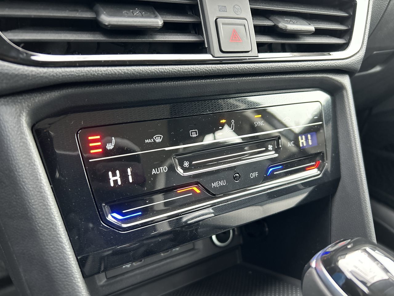 Volkswagen Taos  2026