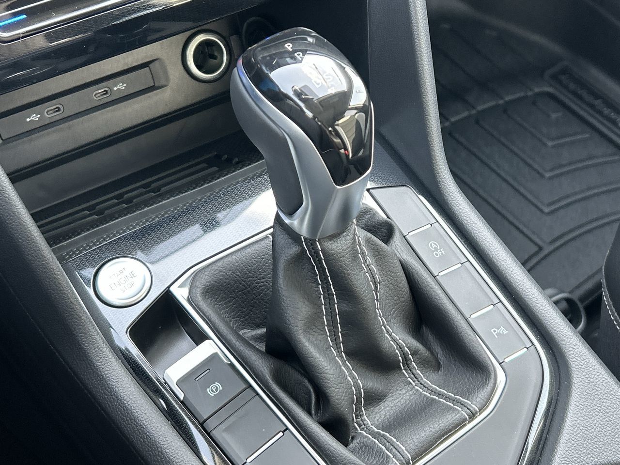 Volkswagen Taos  2026