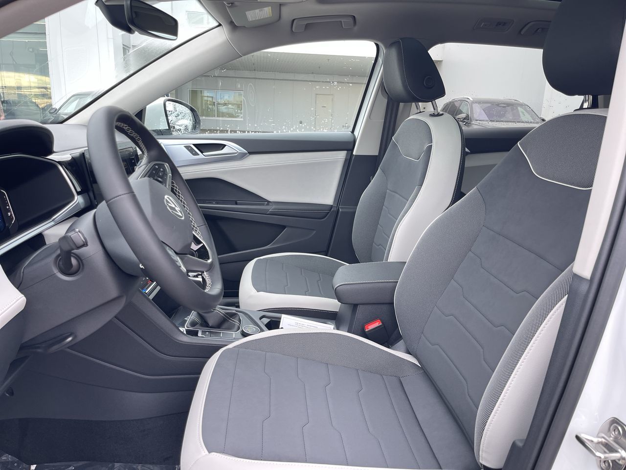 Volkswagen Taos  2026 à Dorval, Québec