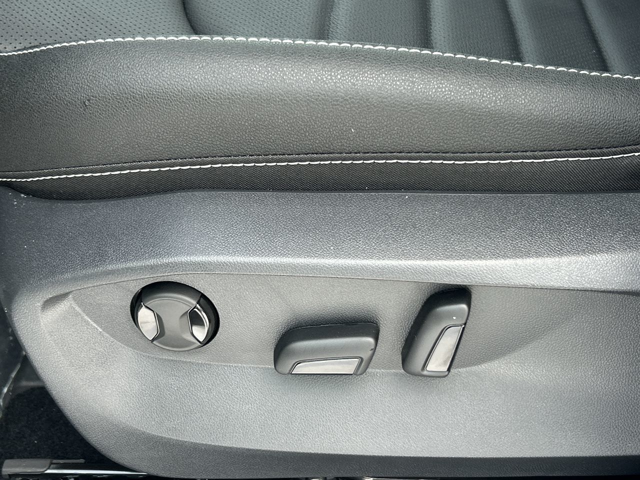 Volkswagen Taos  2026