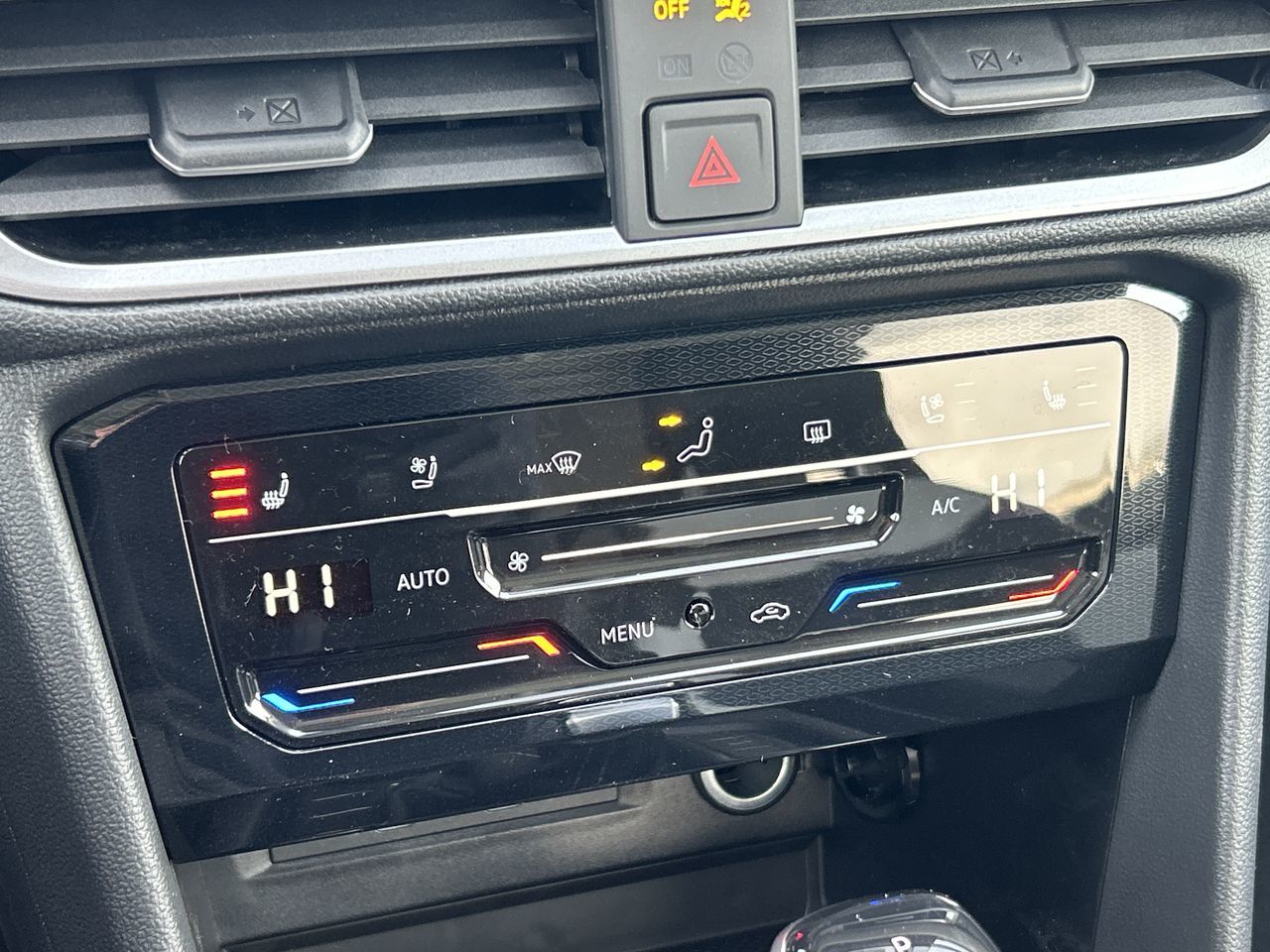 Volkswagen Taos  2026