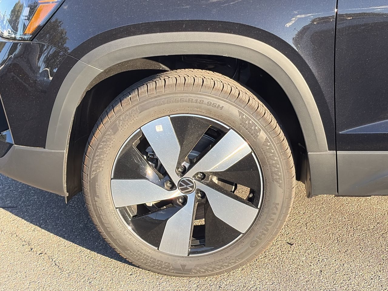 2027 Volkswagen Taos in Dorval, Quebec