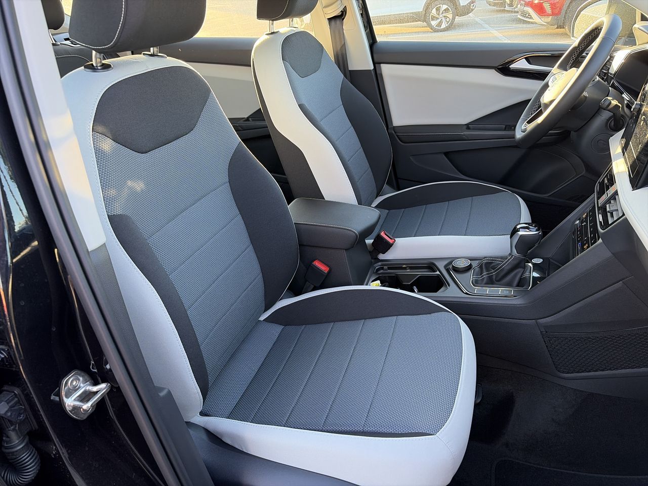 2027 Volkswagen Taos in Dorval, Quebec