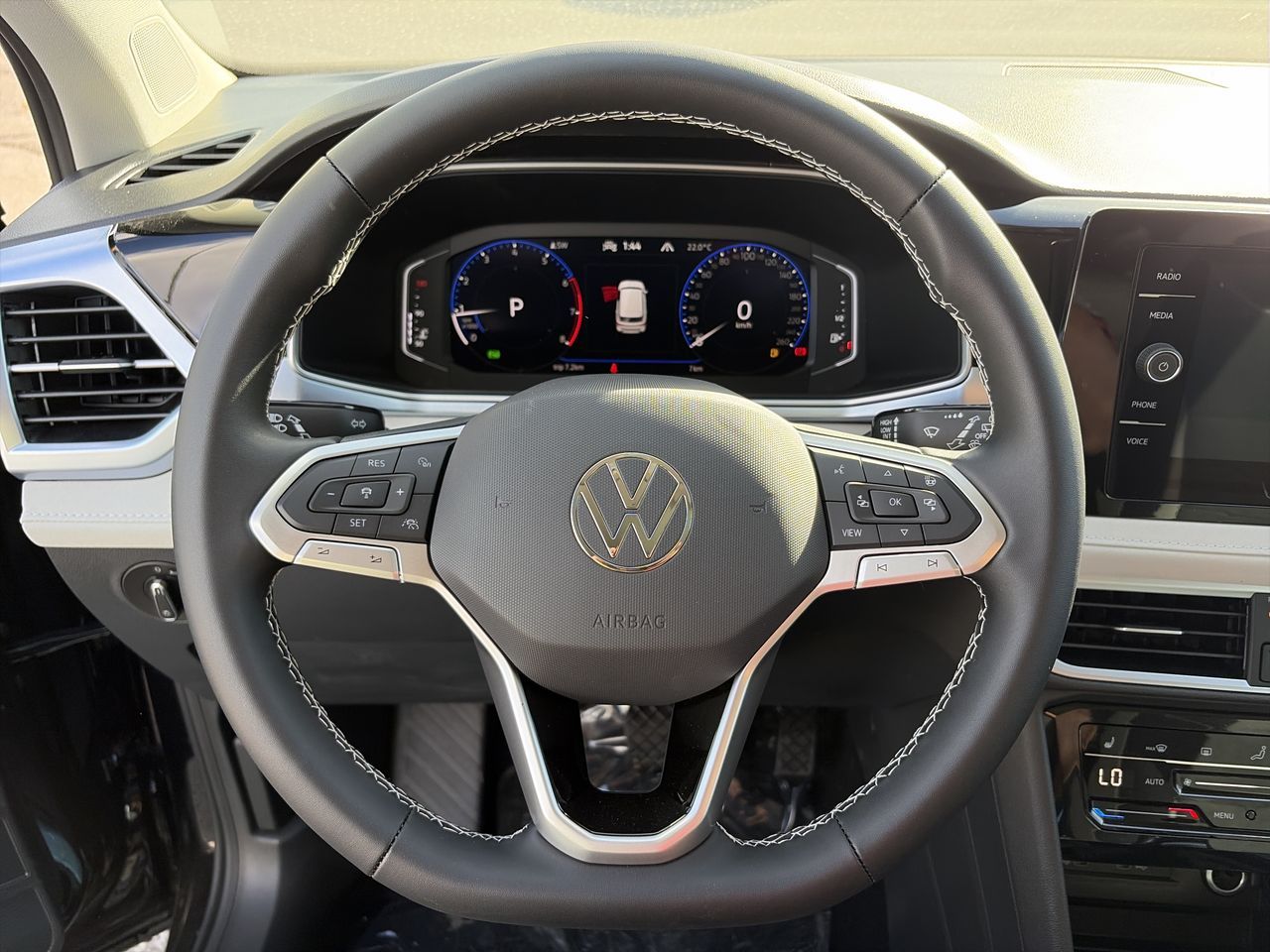 Volkswagen Taos  2027 à Dorval, Québec