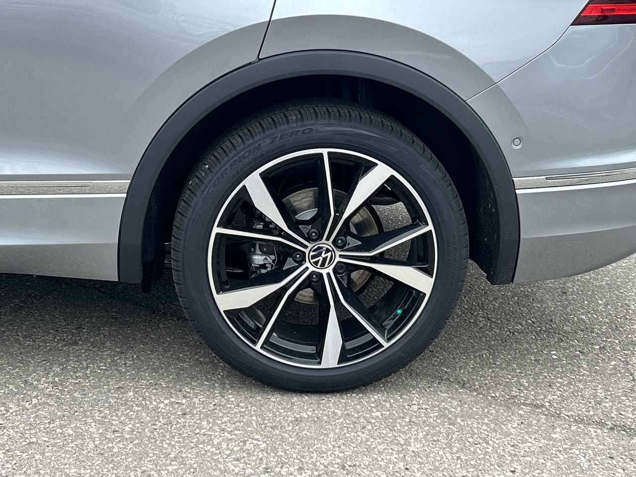 Volkswagen Tiguan  2024 à Dorval, Québec