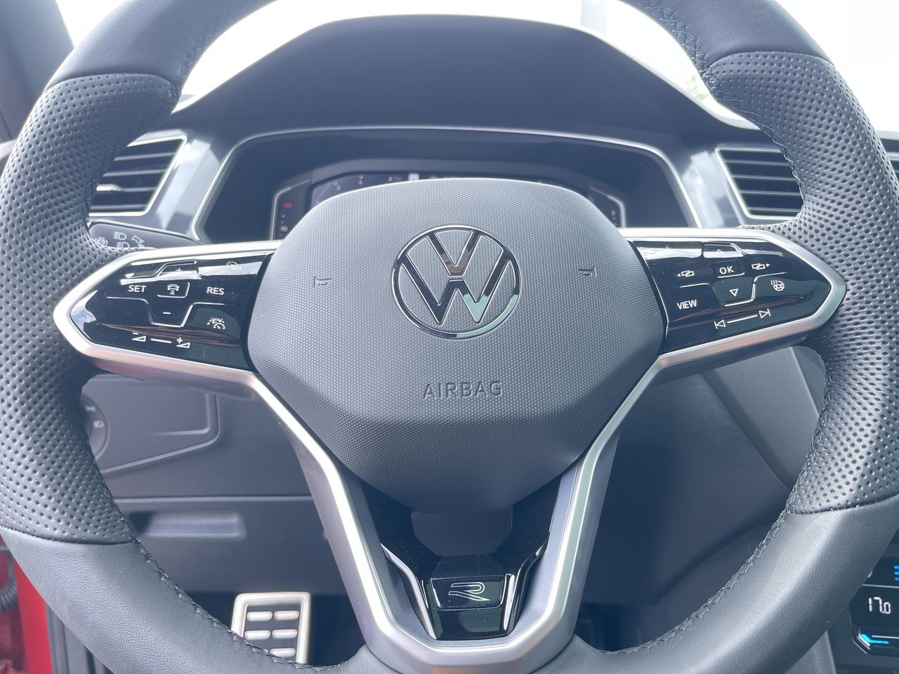 2024 Volkswagen Tiguan in Dorval, Quebec