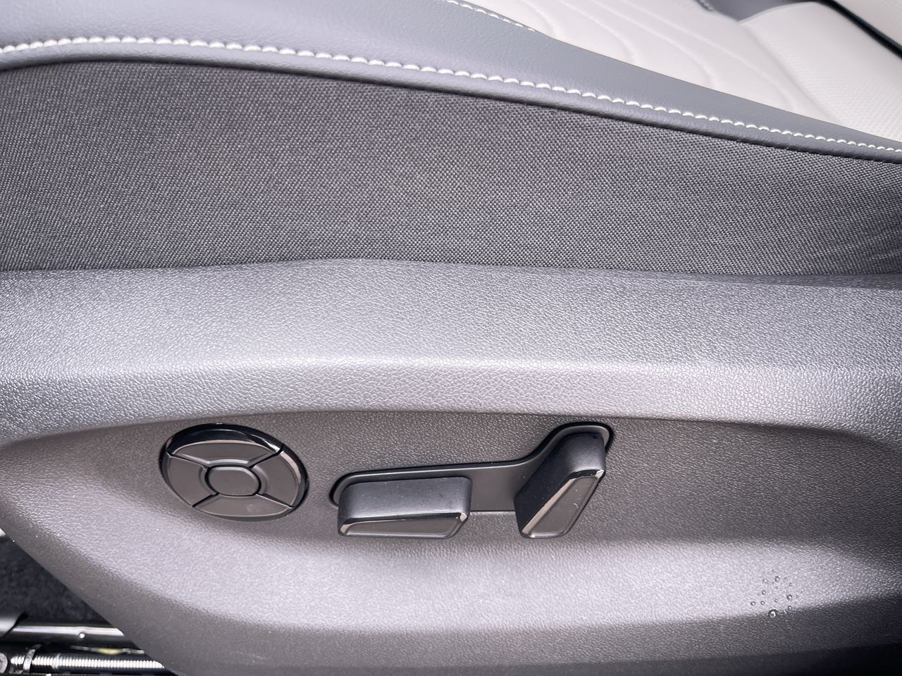 Volkswagen Tiguan  2026 à Dorval, Québec