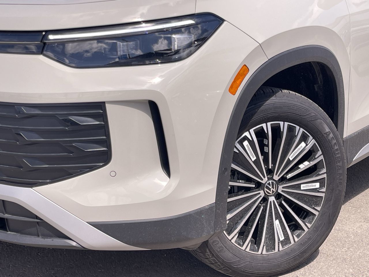 2026 Volkswagen Tiguan in Dorval, Quebec