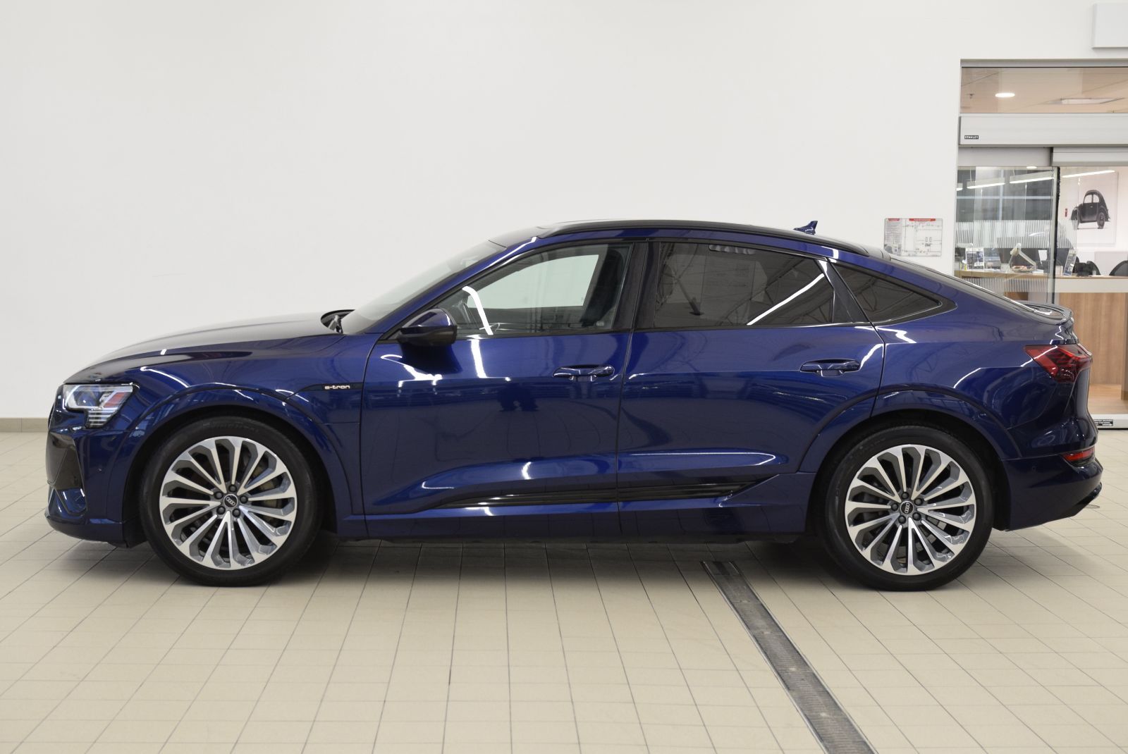 Photo 2022 Audi e-tron Sportback TECHNIK+BLACK PACKAGE+AWD #5