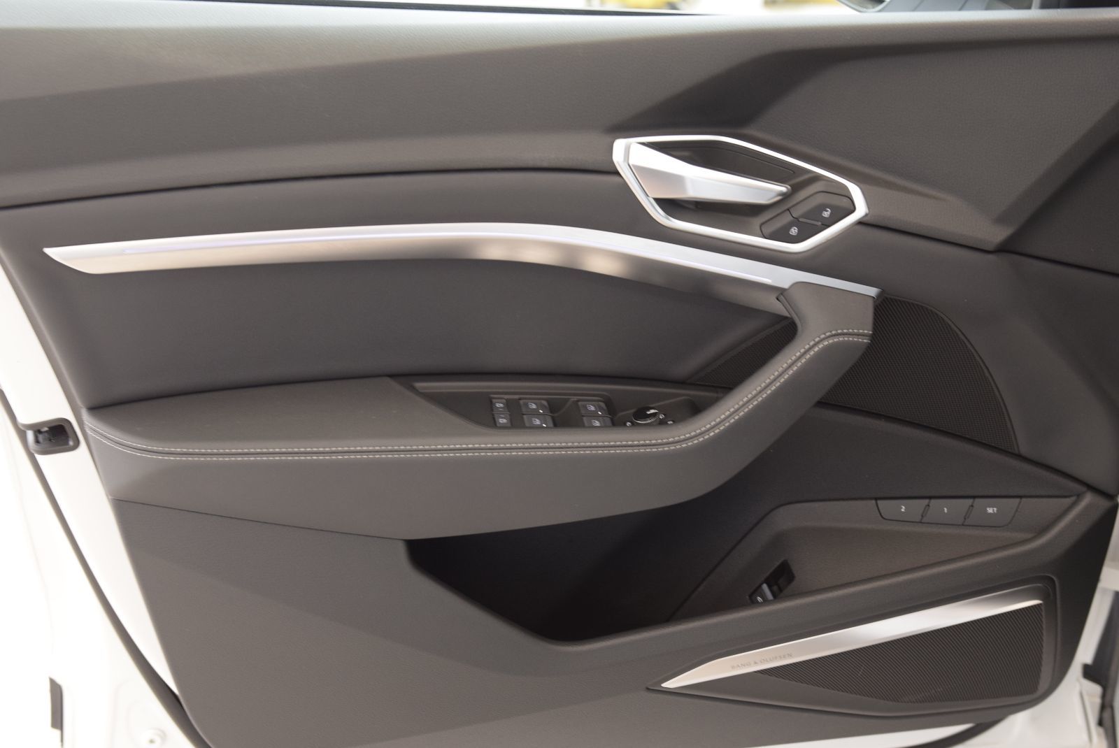 2022 Audi E-TRON TECHNIK+BLACK OPTIK+BAS KM TECHNIK+BLACK OPTIK+BAS KM