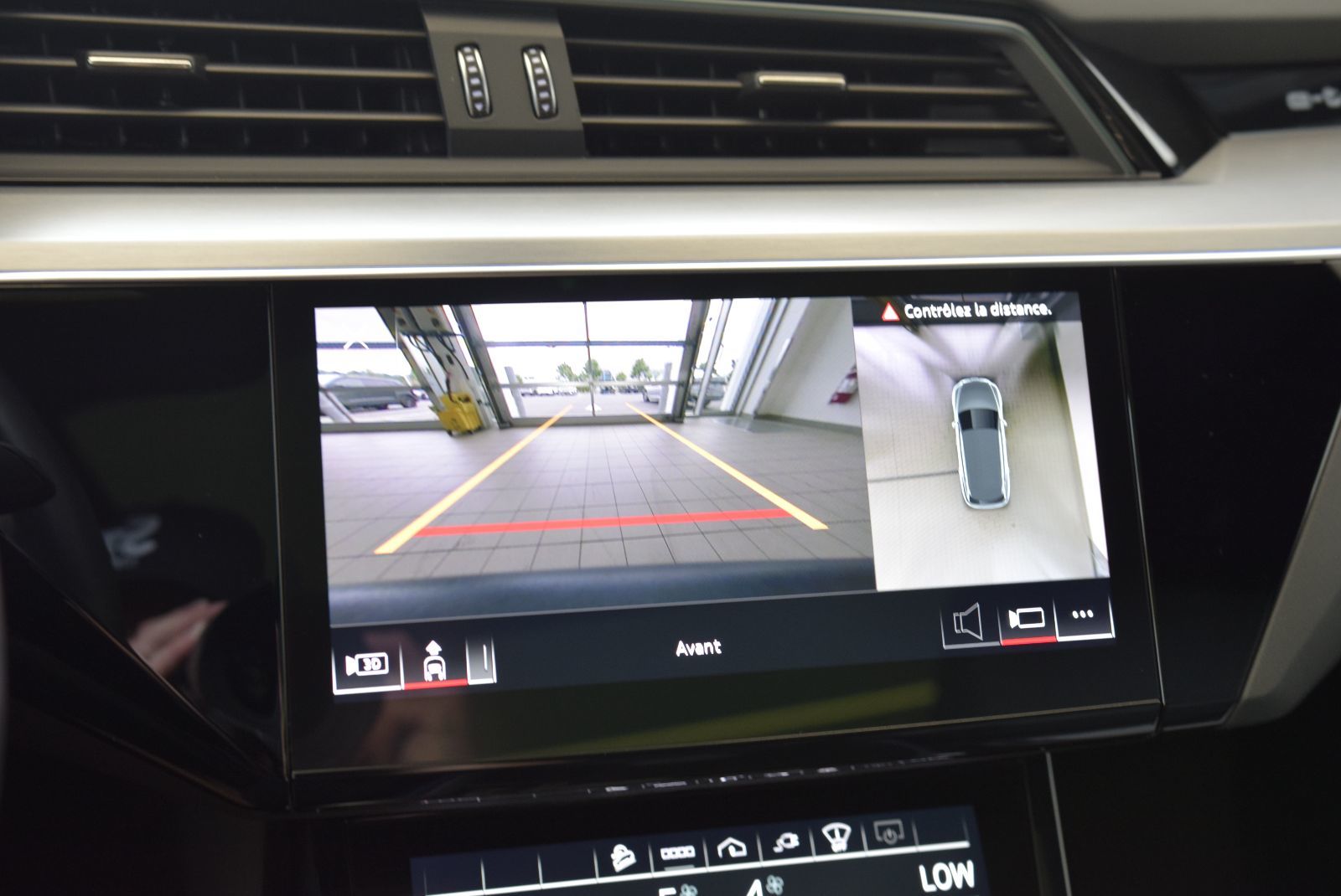 2022 Audi E-TRON TECHNIK+BLACK OPTIK+BAS KM TECHNIK+BLACK OPTIK+BAS KM
