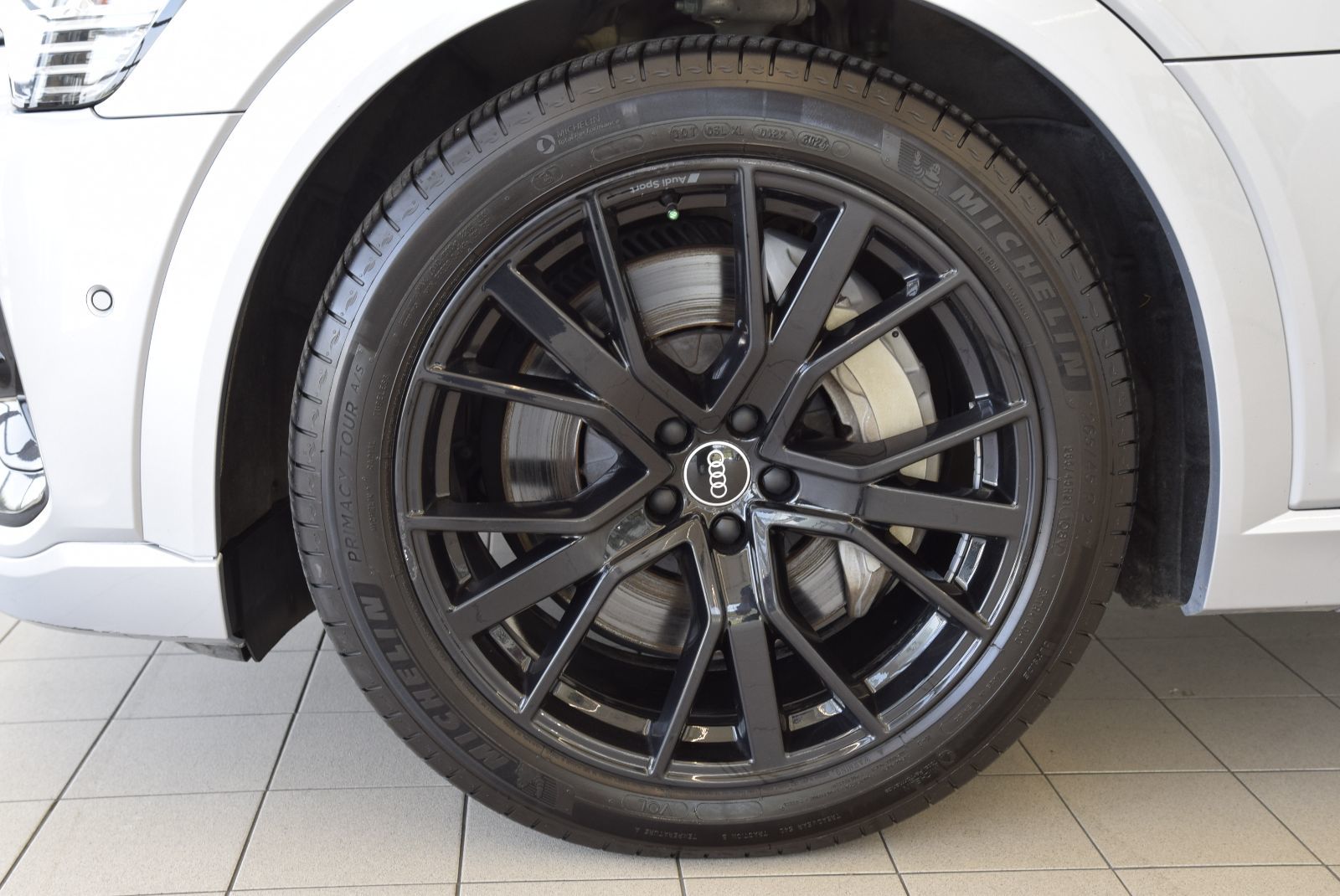 2022 Audi E-TRON TECHNIK+BLACK PACKAGE+LED TECHNIK+BLACK PACKAGE+LED