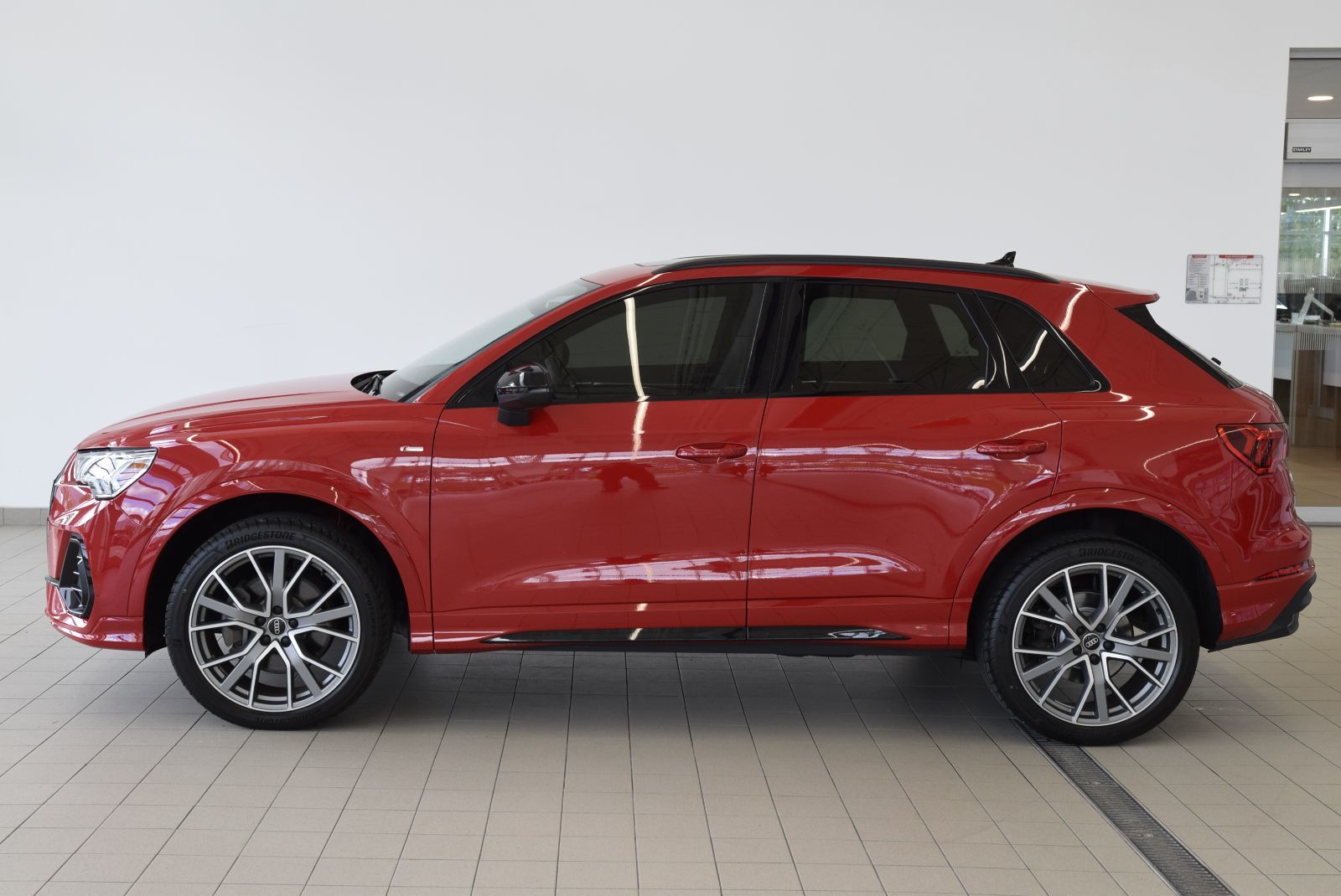 Photo 2023 Audi Q3 PROGRESSIV+BLACK OPTIK+NAV #3
