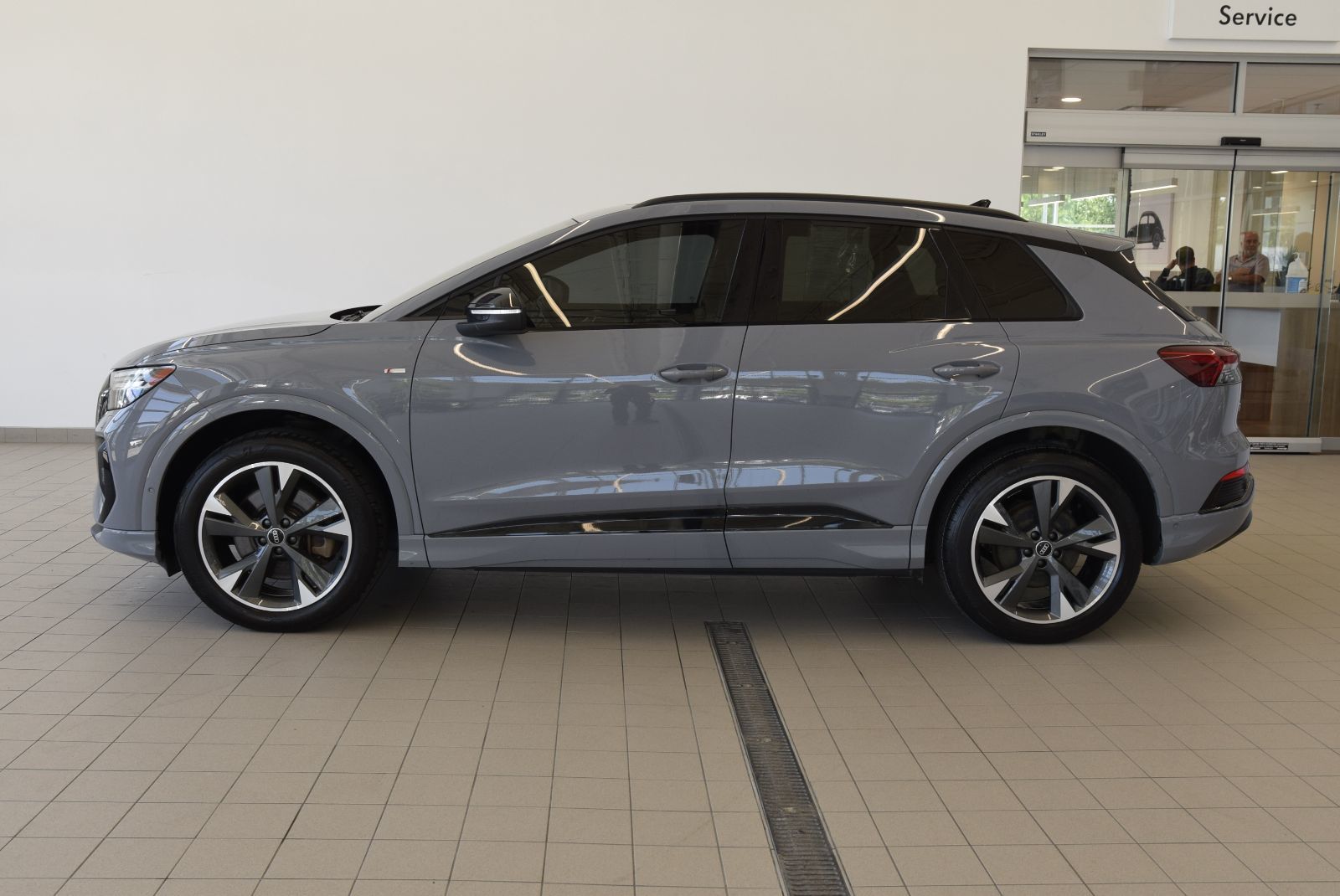 Photo Audi Q4 e-tron TECHNIK+BLACK OPTIK+LED 2023 #7