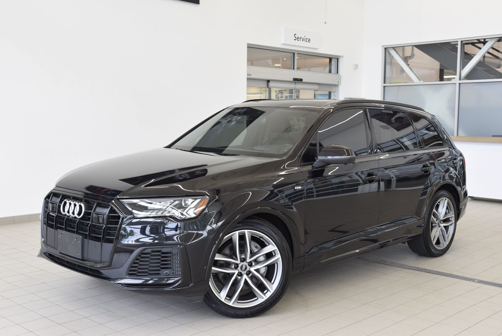 Audi Q7 TECHNIK+BLACK OPTIK+DRIVER PACK 2021 LED+3.0L+AWD+NAV+AUBAINE