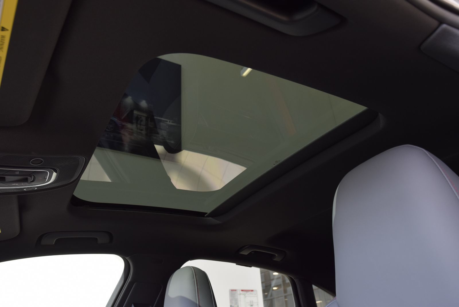 Photo 2025 Audi S6 Sedan EXCLUSIVE STYLING PACKAGE #8