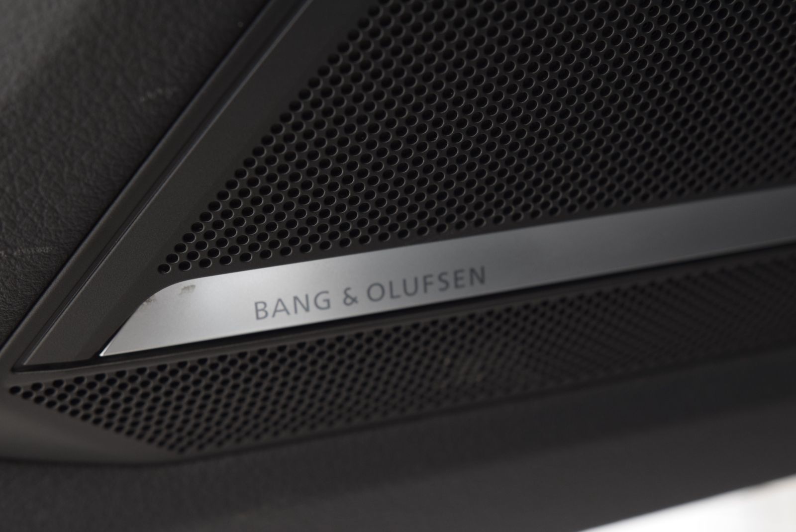 Photo 2025 Audi S6 Sedan EXCLUSIVE STYLING PACKAGE #7