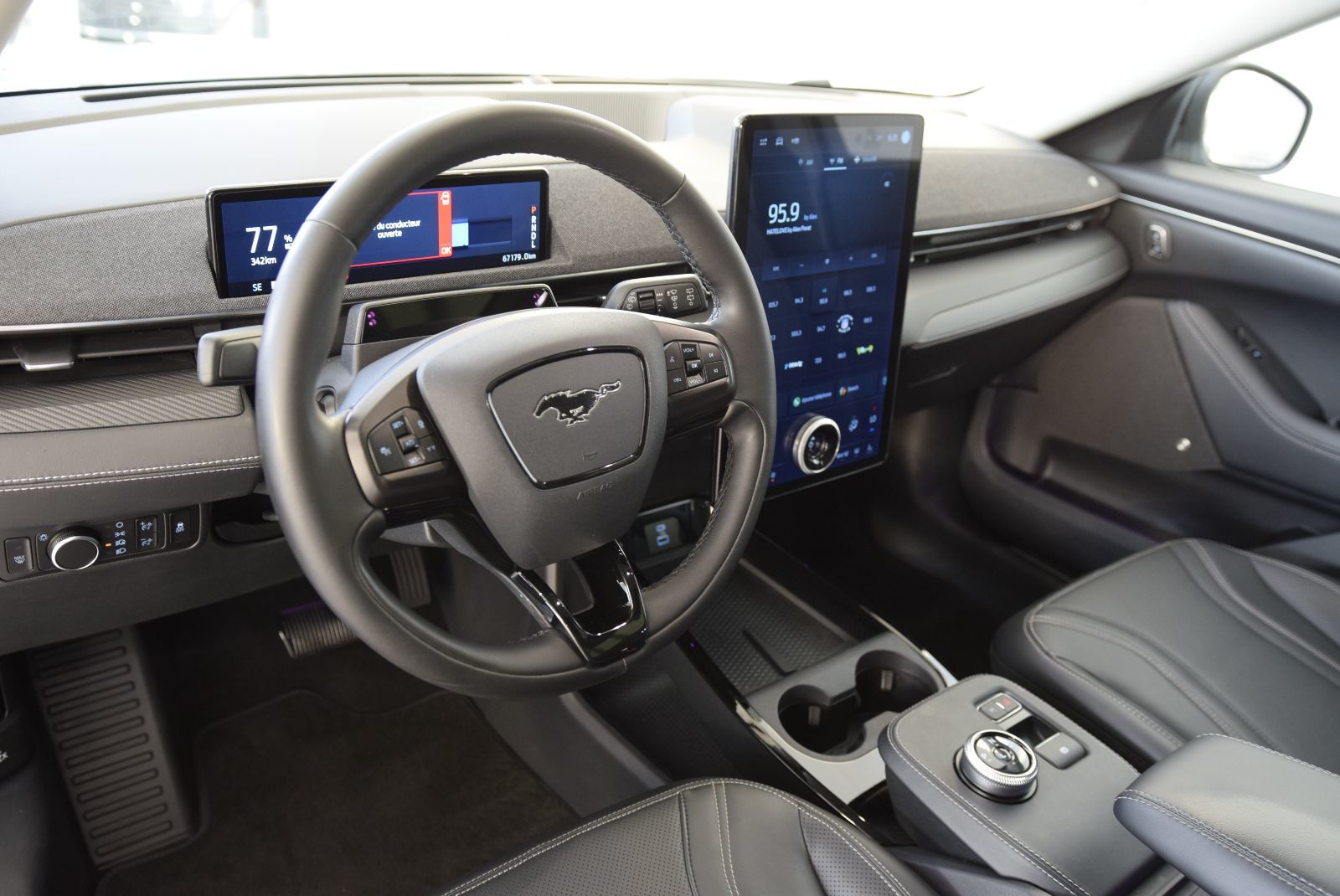 2022 Ford Mustang Mach-E PREMIUM+GROSSE BATERIE+AWD PREMIUM+GROSSE BATERIE+AWD