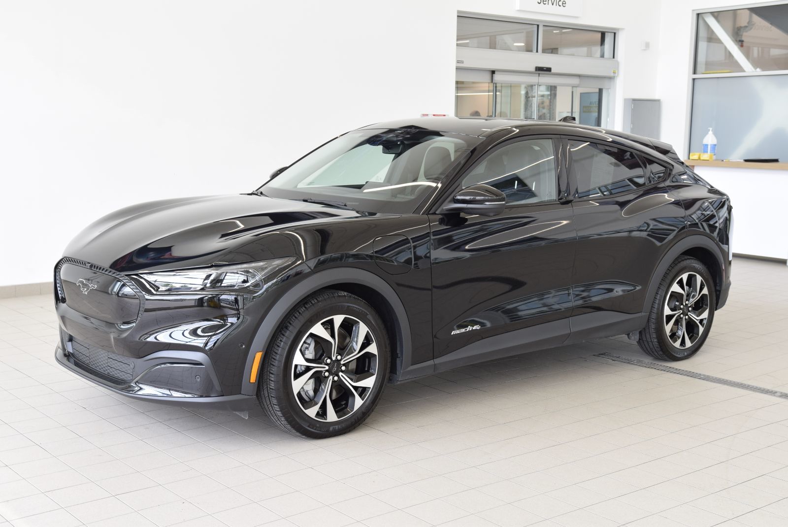 Ford Mustang Mach-E SELECT+AWD+CUIR+LED+WOW 2024 BAS KM+CAMERA+SANS CLÉ
