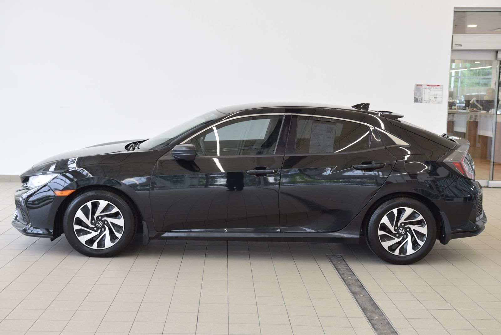 Photo 2019 Honda Civic Hatchback LX+CAMERA+BAS KM+AIR CLIM #7