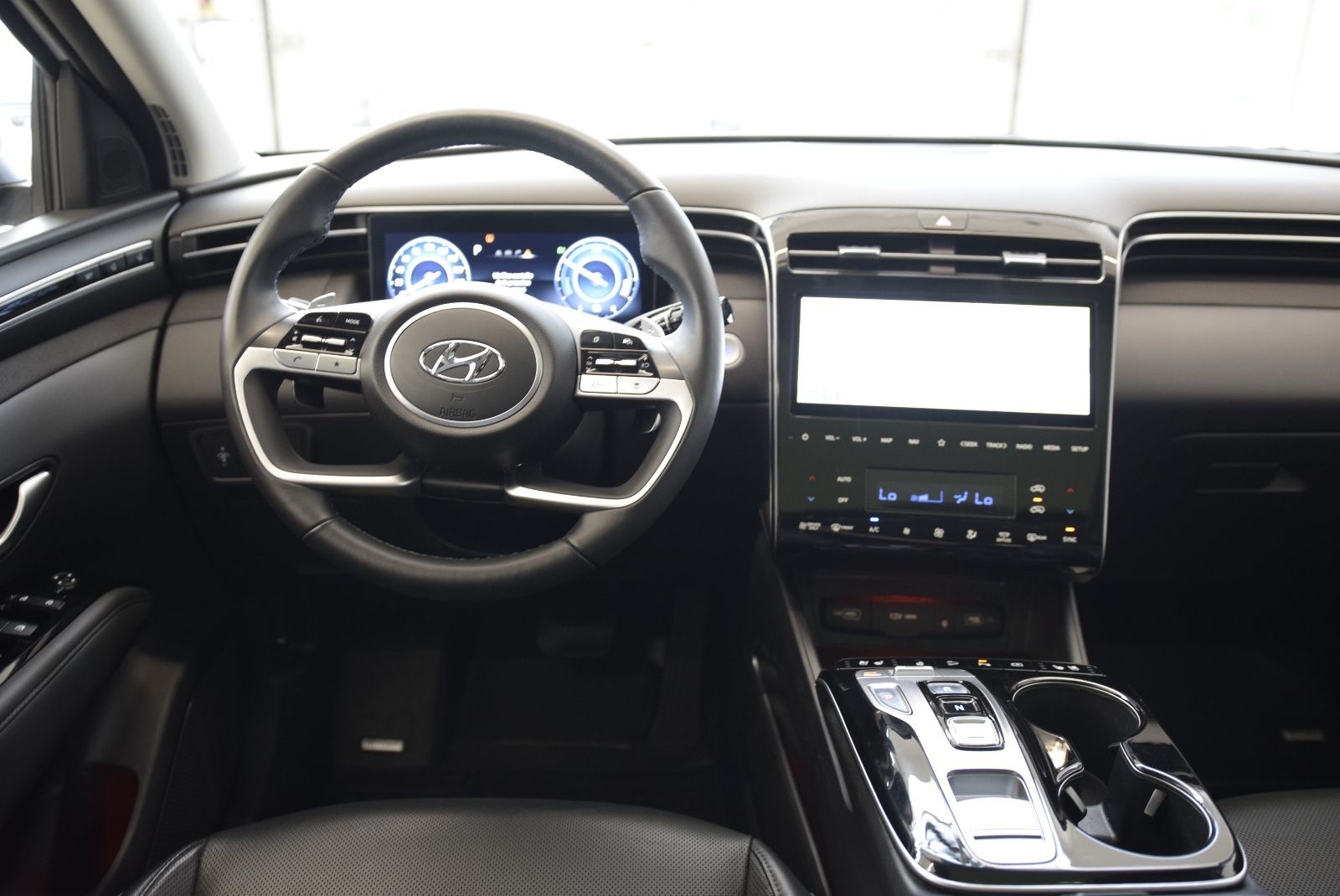 Hyundai Tucson Plug-In Hybrid ULTIMATE+PHEV+CUIR+TOIT+ 2024 BAS KM+LED+NAV+AUBAINE!!