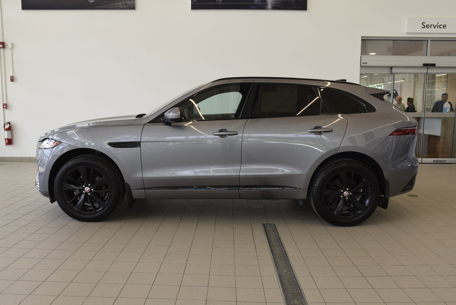 Photo 2023 Jaguar F-PACE R-Dynamic S+CUIR+TOIT+LED+ #7