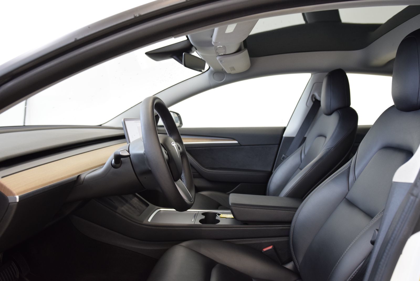 Tesla MODEL 3 SR+CUIR+TOIT PANO+LED+NAV 2022 BAS KM+CAMERA+400 KM AUTONOMIE