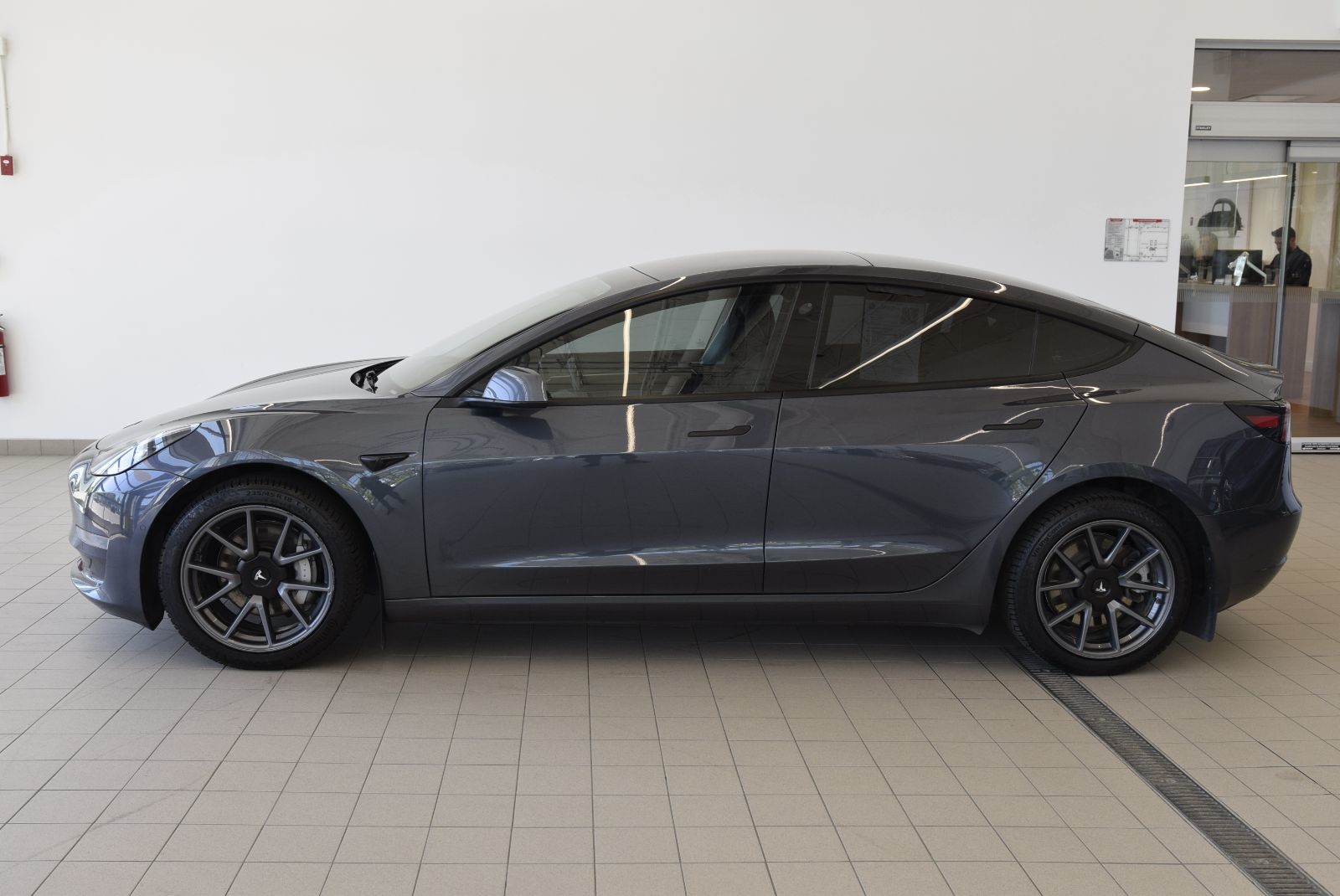 Tesla MODEL 3 SR+CUIR+TOIT PANO+LED+NAV 2022 CAMERA+IMPECCABLE+AUTOPILOT
