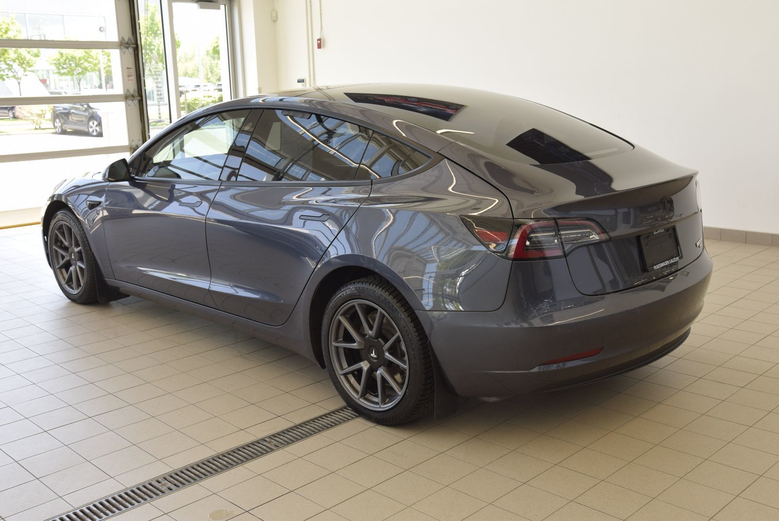 Tesla MODEL 3 SR+CUIR+TOIT PANO+LED+NAV 2022 CAMERA+IMPECCABLE+AUTOPILOT