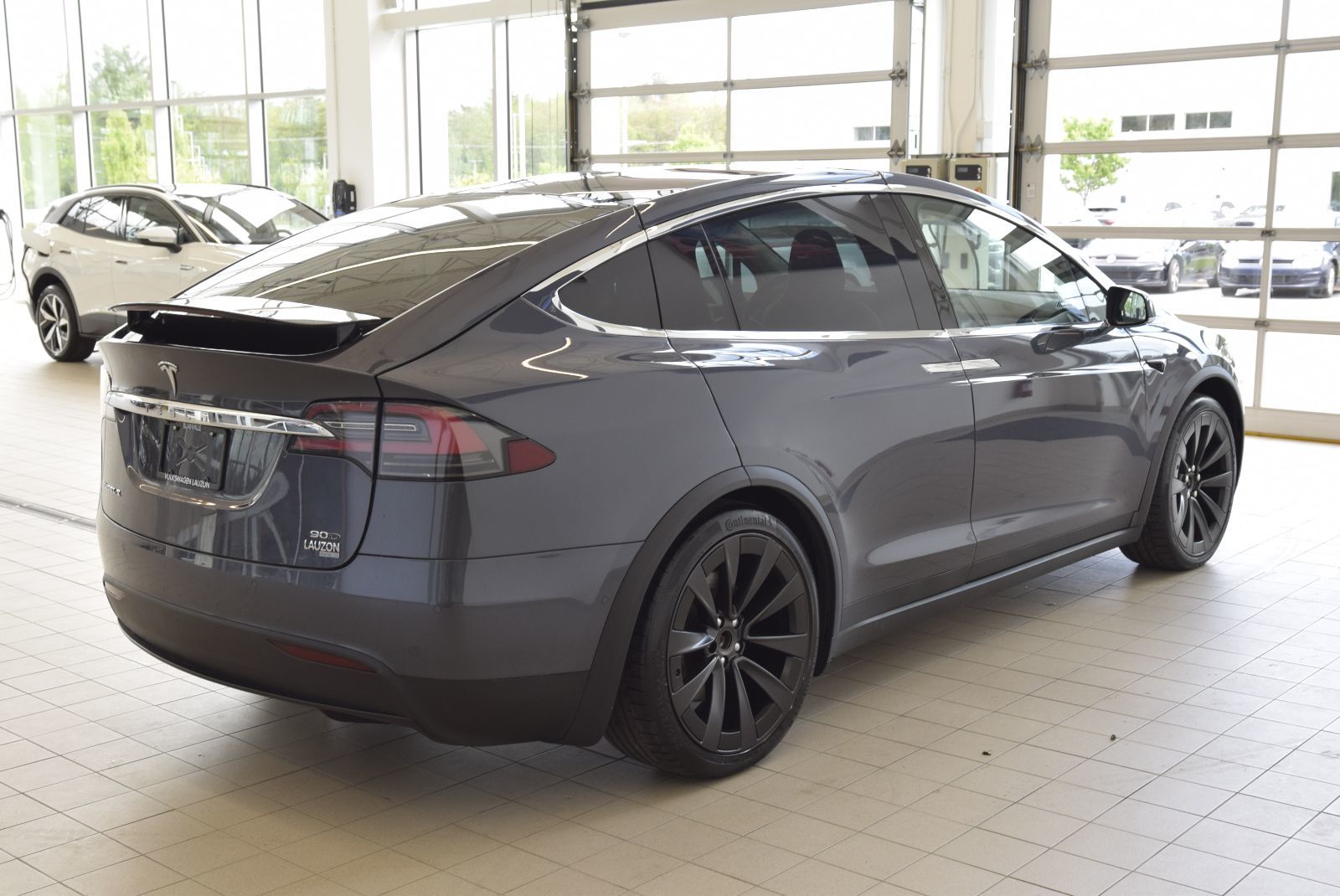 2017 Tesla Model X P90D+AWD+7 PASSAGERS+420 KM P90D+AWD+7 PASSAGERS+420 KM