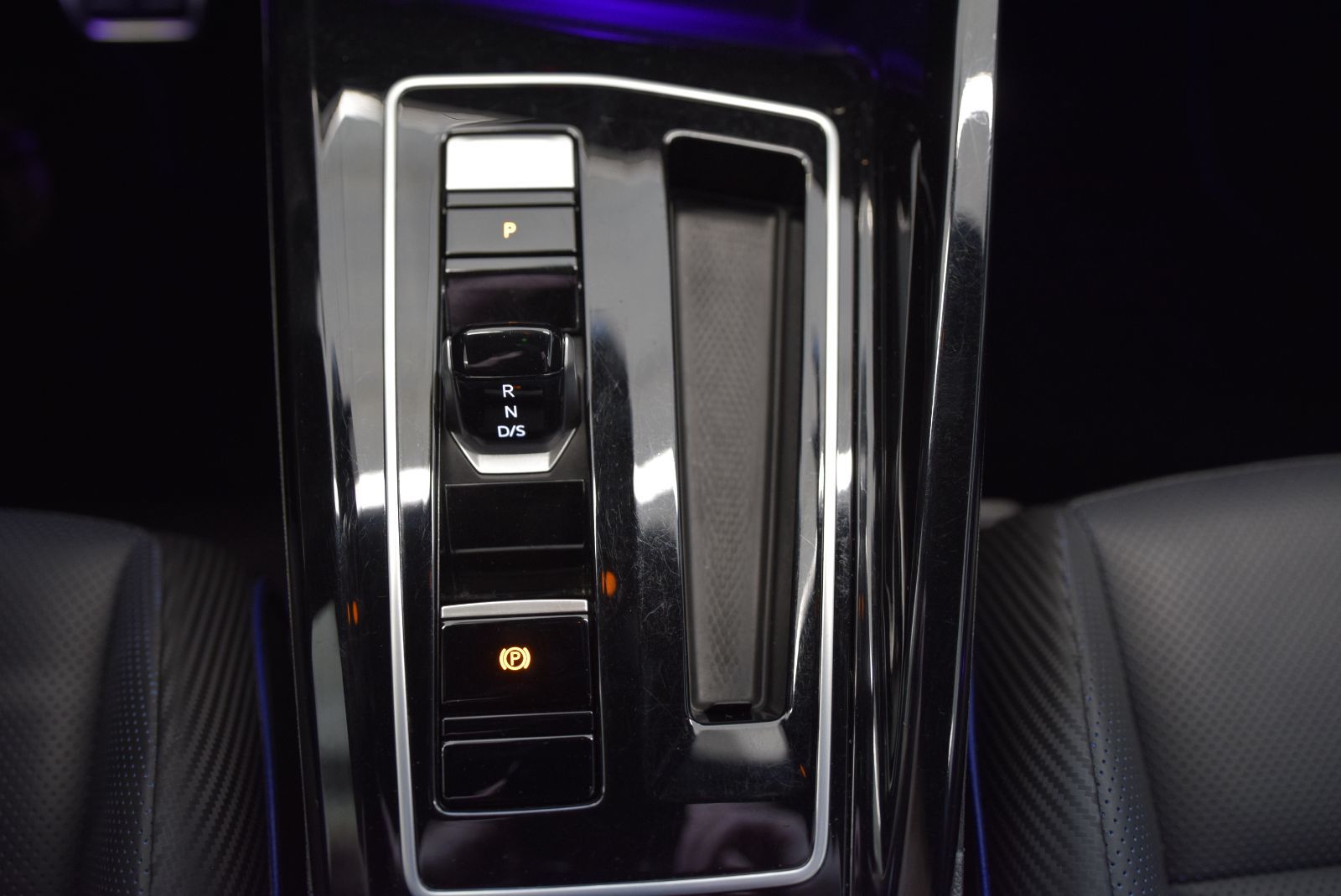 2024 Volkswagen Golf R 315HP+DSG+LED+COCKPIT+HARMAN 315HP+DSG+LED+COCKPIT+HARMAN