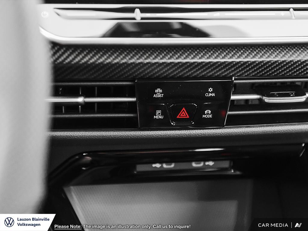 2025 Volkswagen Golf R Black Edition