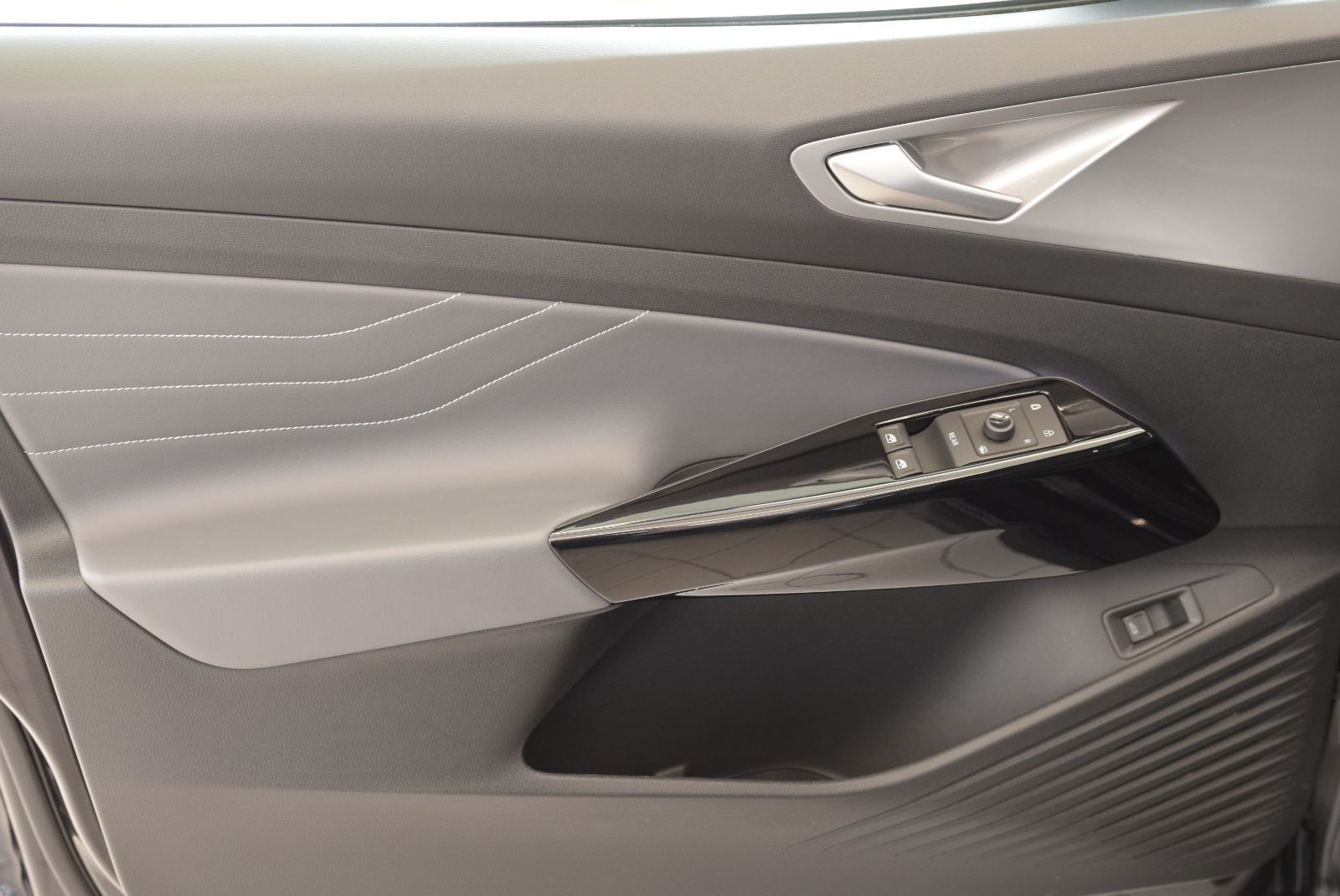 Volkswagen ID.4 PRO+STATEMENT+AWD+TOIT 2023 CAMERA+LED+NAV+BAS KM+