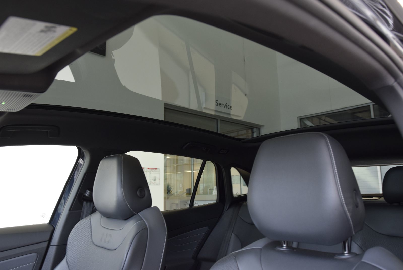 Photo 2023 Volkswagen ID.4 PRO+STATEMENT+AWD+TOIT PANO #8