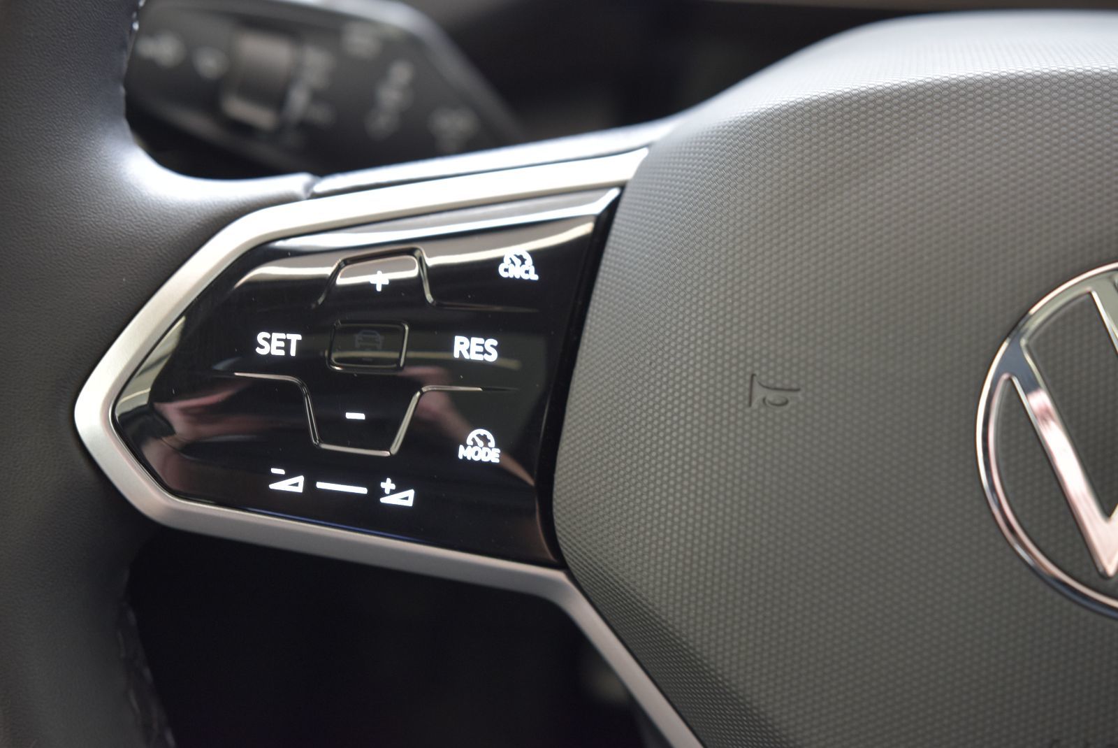 2024 Volkswagen ID.4 PRO+S+TOIT PANO+CAMERA+ PRO+S+TOIT PANO+CAMERA+