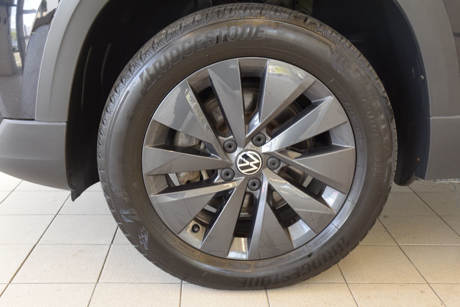 Photo 2022 Volkswagen Taos TRENDLINE+AWD+CAMERA+MAG #3