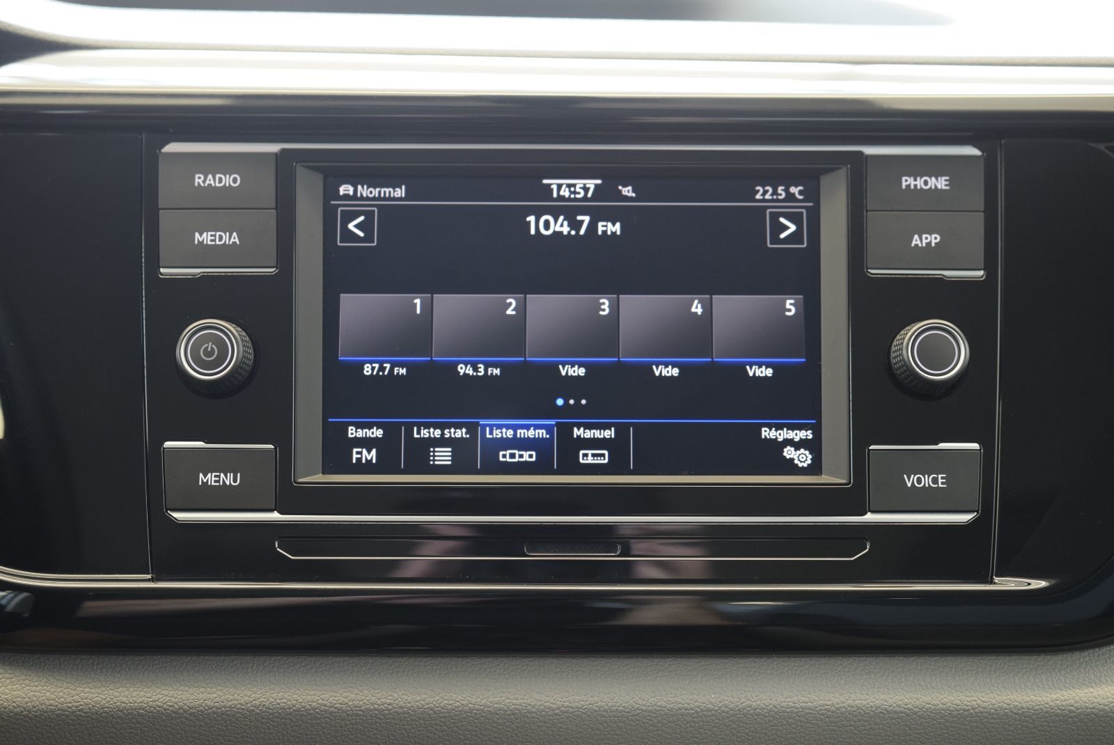Volkswagen Taos A-C+4MOTION+BAS KM+MAG+ 2023 COCKPIT+CAMERA+SIEGE CHAUFF