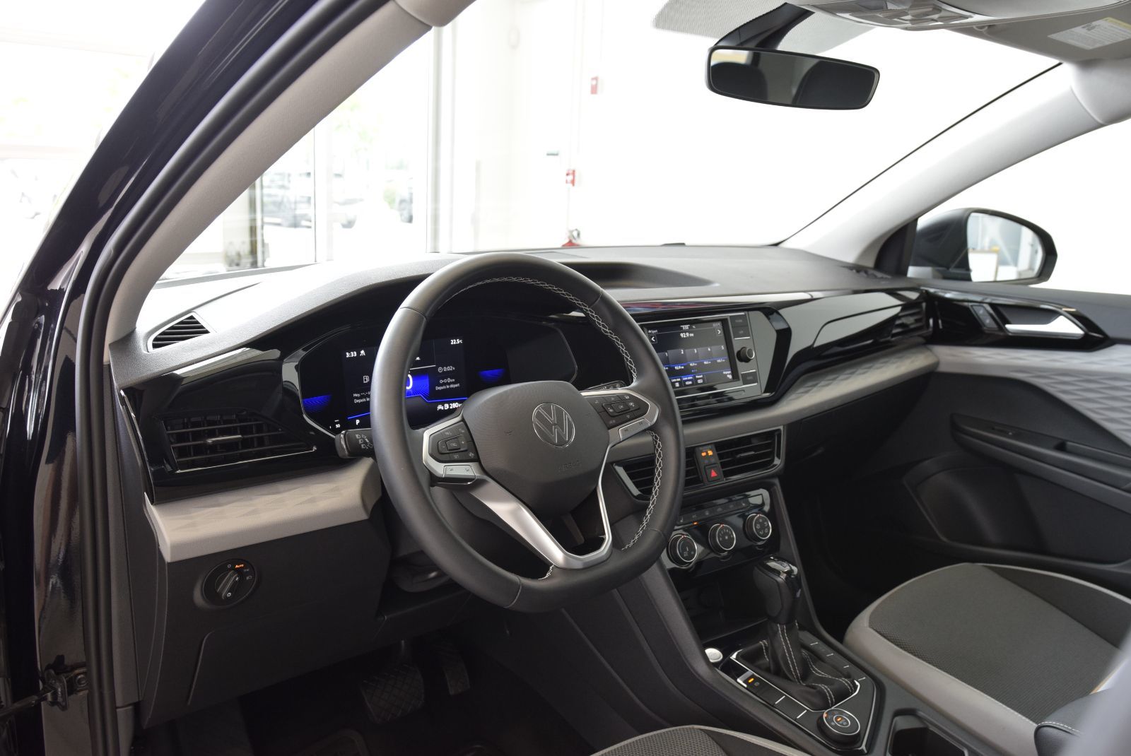 Volkswagen Taos TRENDLINE+COCKPIT+AWD+ 2023 CAMERA+MAG+SIEGES CHAUFF