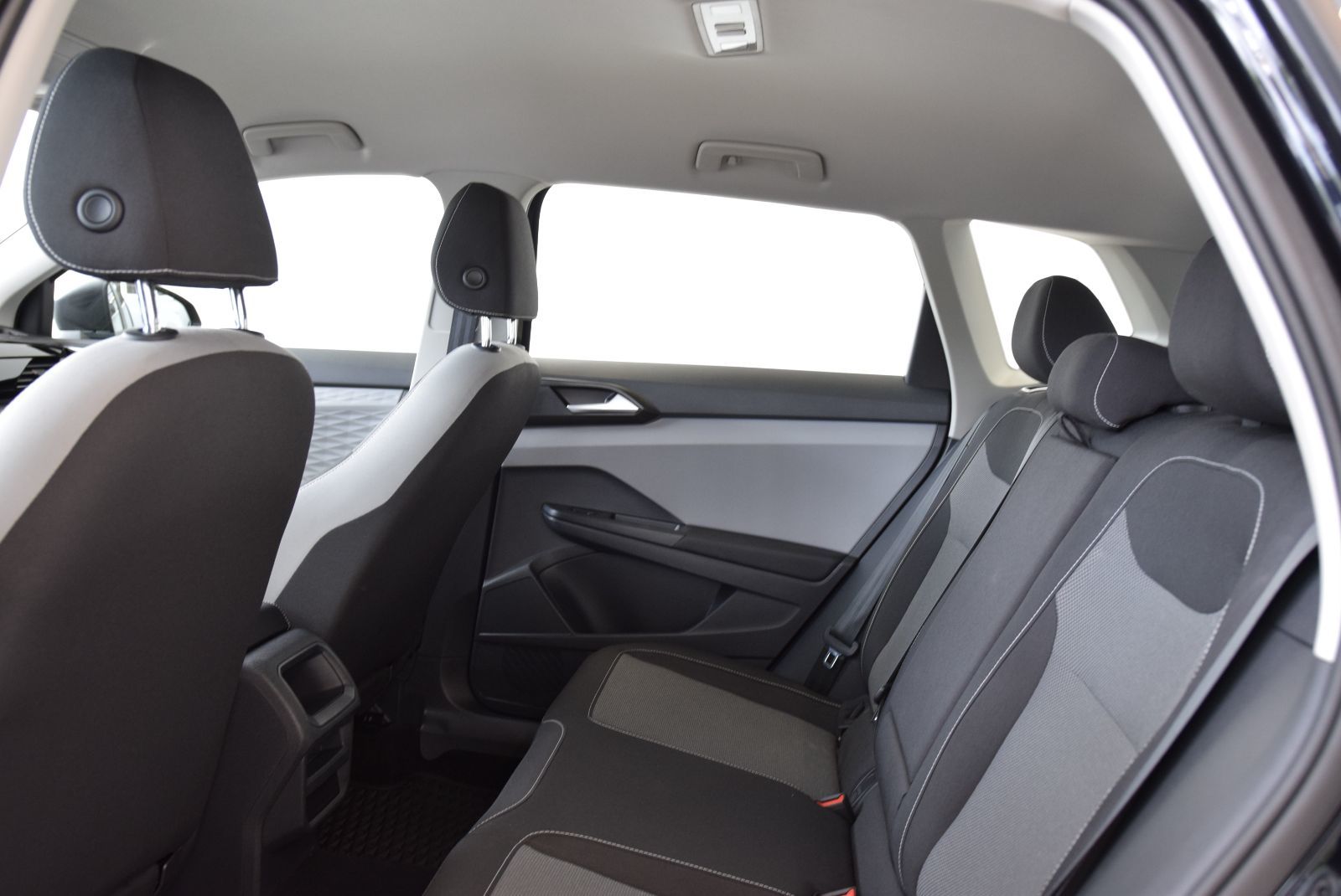 Volkswagen Taos TRENDLINE+COCKPIT+AWD+ 2023 CAMERA+MAG+SIEGES CHAUFF